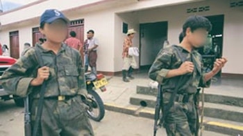 Las mujeres paramilitares también sufrieron