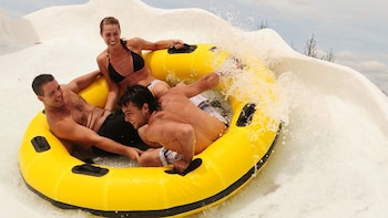 En Aquasol podés deslizarte en