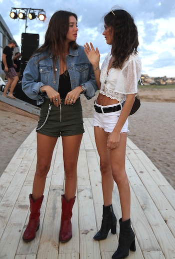 La influencer y la cantante,