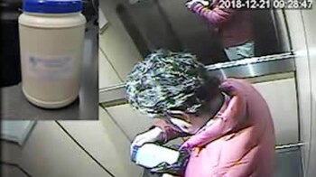 En un video del ascensor