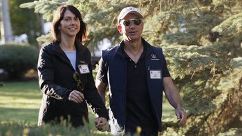 Tras graduarse en la Universidad