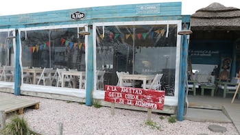 La fachada del restaurante en