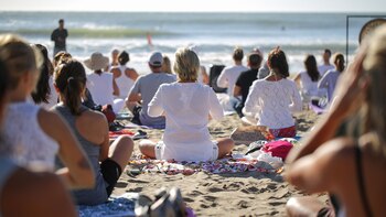 Más de 200 personas se