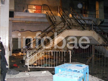 Las escaleras de Cromañón frente al escenario