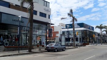 La Calle 20 es paralela