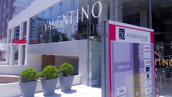 Valentino, la maison francesa es