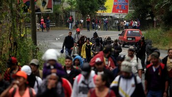 Miles de migrantes centroamericanos empezaron