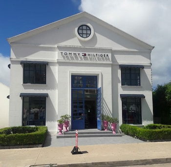 La casona de Tommy Hilfiger