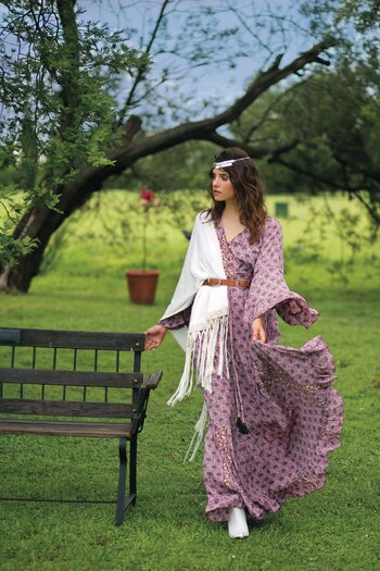 Vestido amplio estampado (Var’s), chal