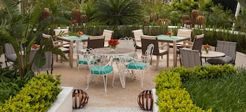 Los jardines del Four Seasons,