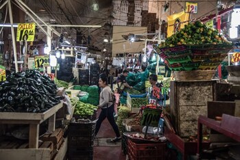 Comerciantes en mercados (Foto: Cuartoscuro)