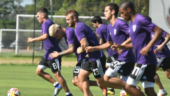 Los jugadores de River ponen