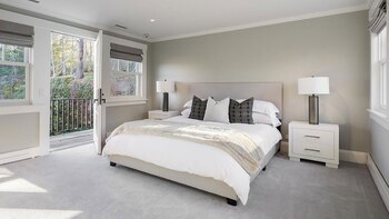 El inmueble tiene cinco dormitorios