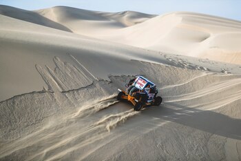 El chileno Chaleco Lopez del equipo