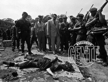 El entonces presidente Raúl Alfonsín