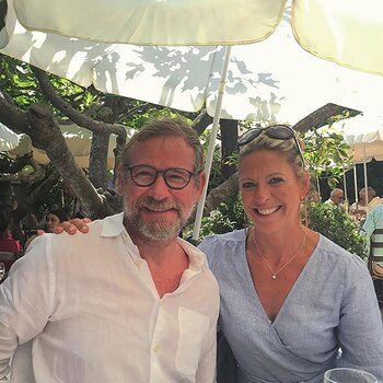 Andrew Fairlie junto con su esposa, Kate