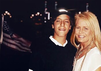 Cecilia Bolocco y su hijo