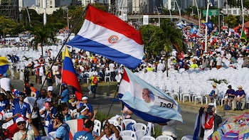 Más de 110.000 personas esperaban