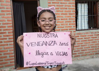 Tiziana en el patio de