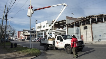 El cambio de luminarias se