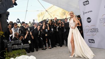 Lady Gaga combinó sensualidad y