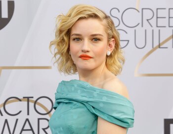 Julia Garner