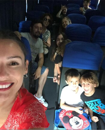 Pampita y su familia viajaron