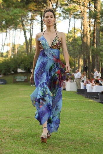 Diseño cruzado con volados y