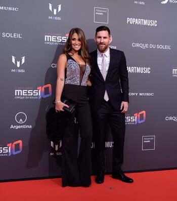 Messi junto a su esposa, Antonela