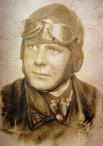 Sargento de Vuelo León Switon,