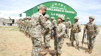 Imagen ZCU3V425QJEV3AX7353SA7YLCI