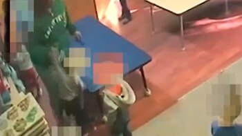 La empleada de la guardería fue registrada maltratando a los niños