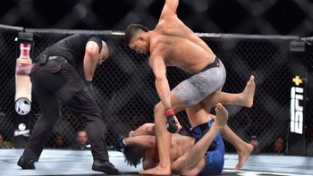 Johnny Walker debutó en la UFC en novimebre de 2018 y ha causado gran impresión (Reuters)