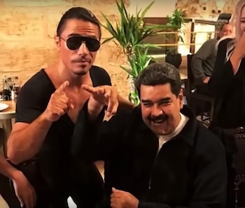 Nicolás Maduro comiendo bistec en