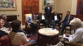 Juan Guaidó, junto a ex