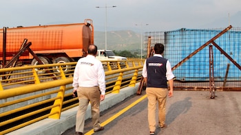 Los militares bloquearon el paso