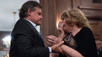 Enrique Sacco y su suegra