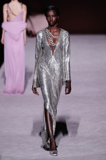 El vestido de paillettes fue