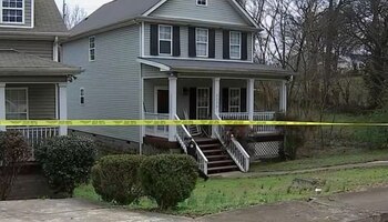 Los adolescentes introdujeron el cuerpo