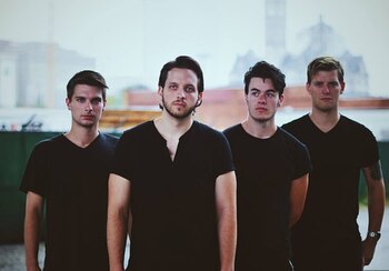 La banda Carverton emitió un