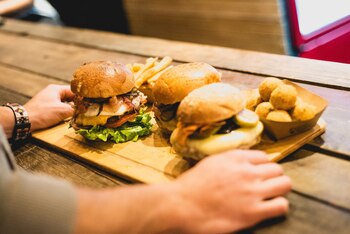 Lassen Burger Haus & Co