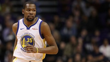 Kevin Durant es una de las estrellas que quiere atraer LeBron James (AFP)