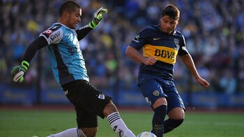 Con la camiseta de Quilmes,
