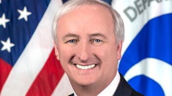 Jeff Rosen fue nominado por