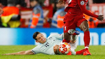 En el duelo en Anfield, James