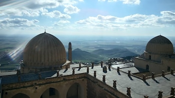 Con arquitectura terminada propia del