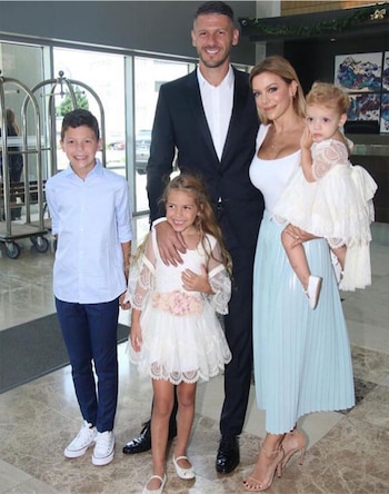 La familia Anderson-Demichelis: Martín, Eva,