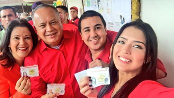 Diosdado Cabello con su familia