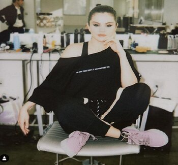 La artista publica cada vez