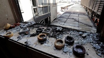 Ceniceros consumidos por las llamas